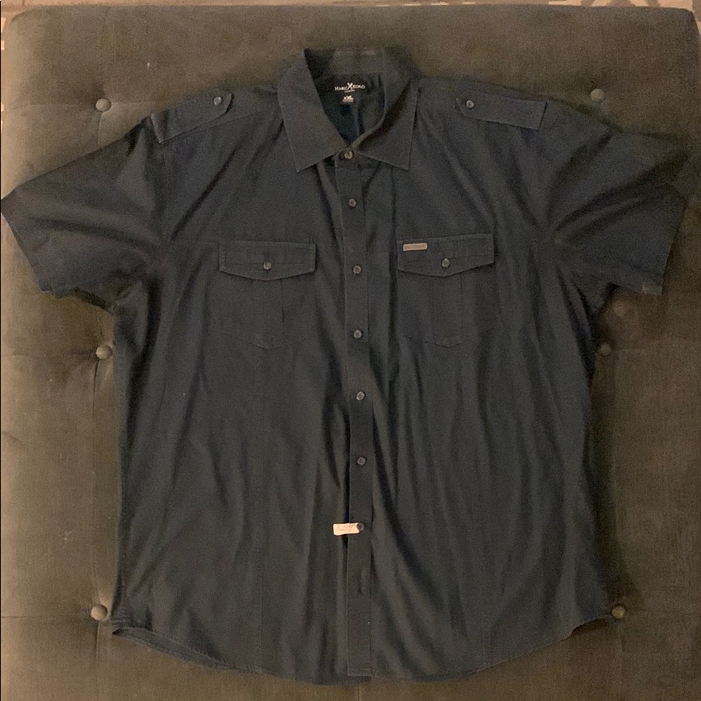 Gently used Ecko “Cut & Sew” short sleeve button up collared shirt Size XXL